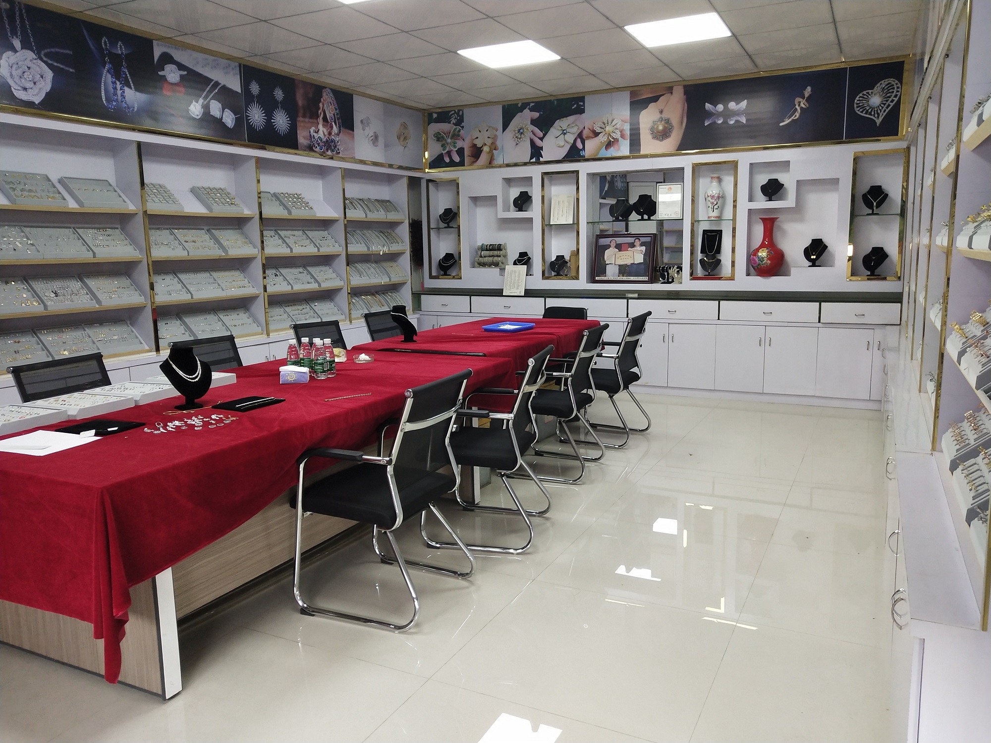 Porcellana Yuncheng Jewelry Factory Profilo Aziendale