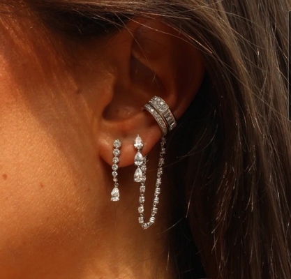 925 Sterling Silver White Pear Drop Cubic Zircon Orecchini per le esigenze del cliente