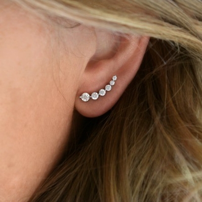 Fabbricazione a mano di cercei in zircone bianco cubico 925 Sterling Silver Stud