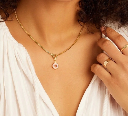Collare colorato piccolo rosso con ciambella incantevole in argento 925 sterling