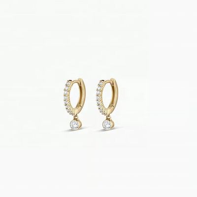 Orecchini Huggie con pavé di zirconi placcati in oro 14K alla moda, con diametro del profilo di 9,5 mm e caduta totale di 12 mm