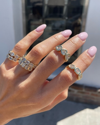 Anello triplo di smeraldo d'argento fatto a mano con pietra di zircone AAA e cornice in oro 14K