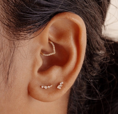Triplici orecchini di zircone bianco cubo a filo a schiena piatta 925 Sterling Silver Express Shipping