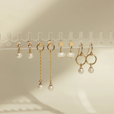 Confezionamento a base di bezel CZ Stud Orecchino Perla Bianca 925 Sterling Silver Drop Orecchino