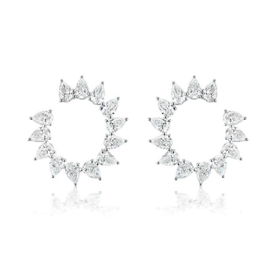 Unici orecchini a goccia tagliata CZ Stud in forma semicircolare rivestiti di rodio per donne