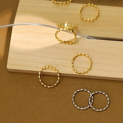Anello in argento 925 in forma personalizzata