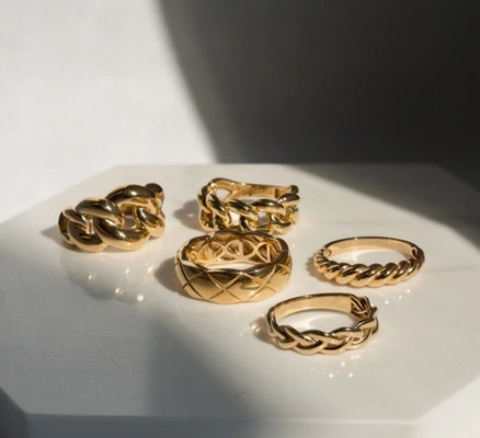 Splendente oro barocco 14 carati Tritura 925 argento sterling Anello femminile Gioielli senza macchia