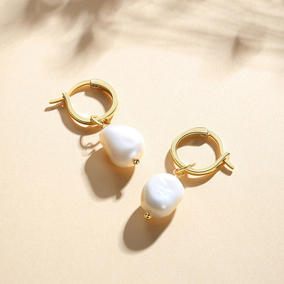 925 Sterling Silver 18K Gold Plated Acqua dolce Perla Hoop orecchini per donne Stile di moda