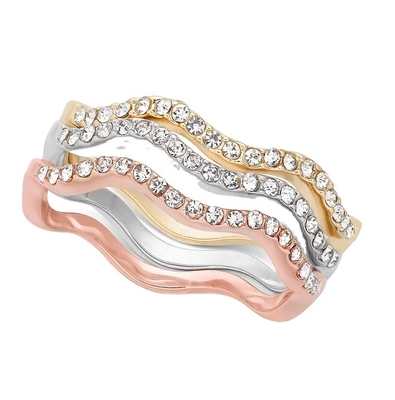 3 pezzi Pave Ring Set Rhodium Plated Wave Ring Sterling Silver