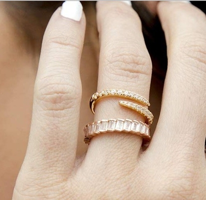 14K oro placcato Cubico Zirconia Open Twist Eternity Band Anello ECO Friendly