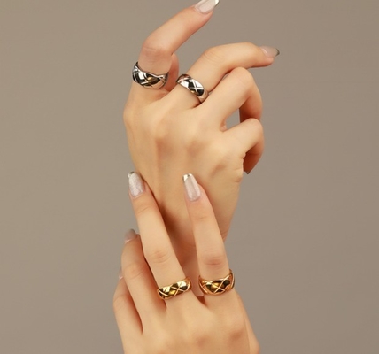 Antico 18K oro coppia coda femminile 925 Sterling Argento anello di nozze medio