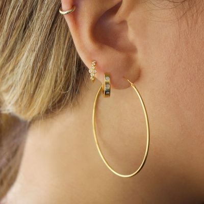 Orecchini di stile 14K oro Vermeil Star Set diamanti abbracciare cerchi per lo stile senza sforzo