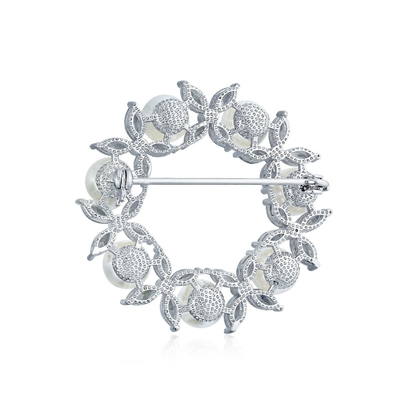 Brocche da foglia dorata circolare perla bianca 925 in argento