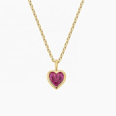 Collare di 925 Sterling Silver in forma di cuore in forma di smeraldo