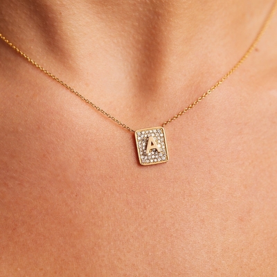 Rendi il suo giorno con 14K Gold Quadratura Iniziale Collare di Gemme Per Donne regalo di San Valentino