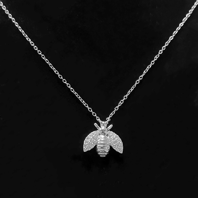 Collana con ciondolo a forma di ape placcato oro 18 carati fatta a mano da gioielli in argento sterling 925
