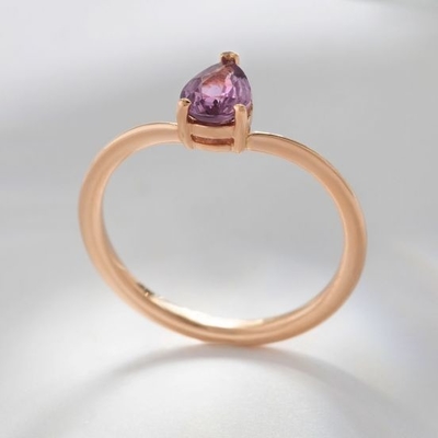 Rosso oro placcato 925 Sterling Silver Pear Cut viola zaffiro anello curvo impilabile