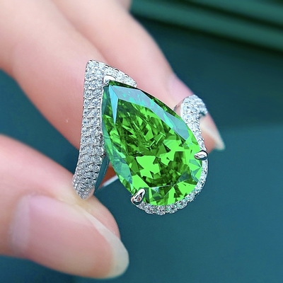 Luxury Emerald CZ Diamond Rings Real 925 Sterling Silver Gioielli fatti a mano per donne