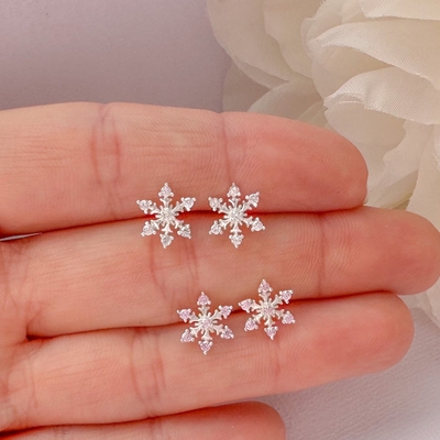 Orecchini a lobo a forma di fiocco di neve in argento sterling 925 placcato rodio con zirconi, 2g