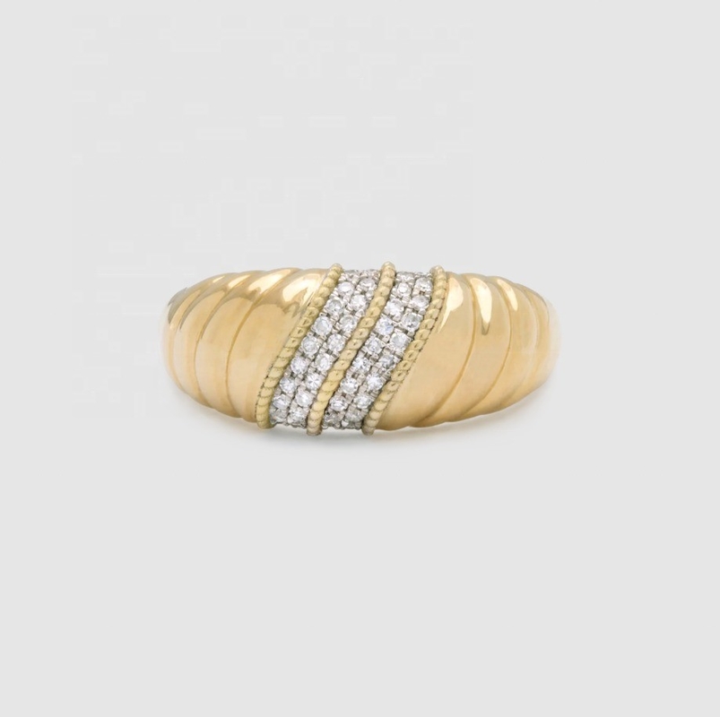 Platino Rivestimento Rotondo Taglio Brillante Anello a Cupola Diamante Per Donne Gioielli Pregiati OEM / ODM