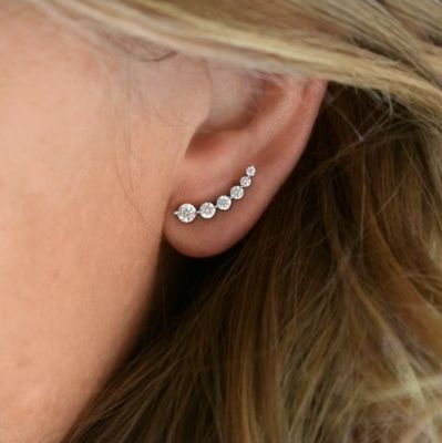 Fabbricazione a mano di cercei in zircone bianco cubico 925 Sterling Silver Stud