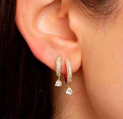 Apprezzamento da parte di terzi Orecchino a cerchio di diamante in argento sterling 925 con rivestimento in oro rosa e 50 coppie MOQ