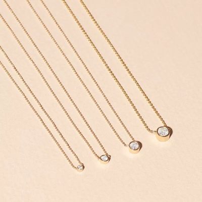 Simple 925 Sterling Silver Solitaire Collare CZ Diamante in 7mm/10mm/15mm