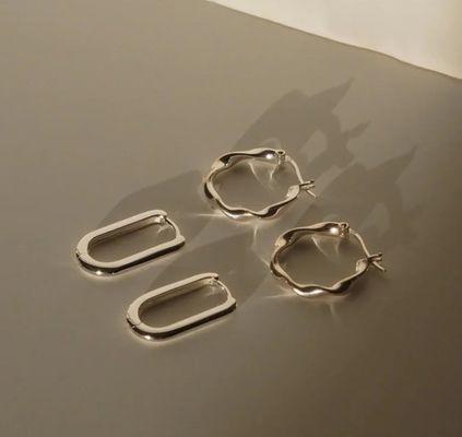Orecchini di moda personalizzati spessi 18 in oro rivestito onde di acciaio inox