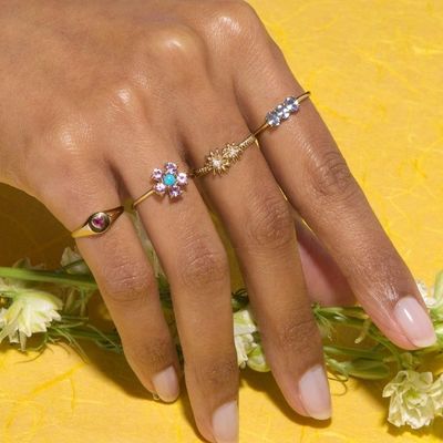 Moda Dorato 925 Sterling Silver Daisy CZ Anello Eleganza Donne Accessoio