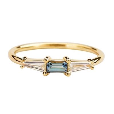 Gioielli pregiati Anelli di diamanti di tre pietre personalizzati per donne in oro placcato 14K 18K