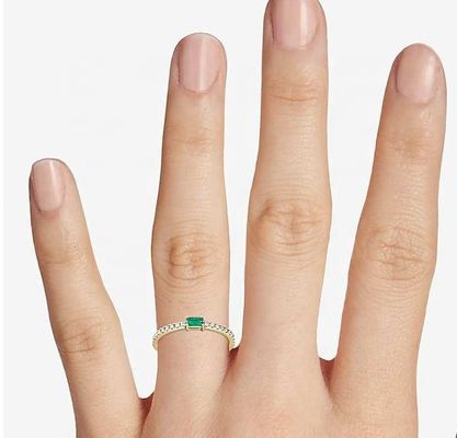 Gioielli pregiati Anello in argento sterling 925 con pietre verdi o bianche e rivestimento in oro 18K