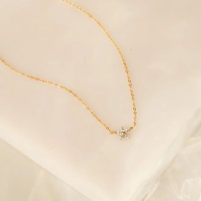 Collana a fiore in argento sterling 925, squisita e alla moda, placcata rodio, per fidanzamento, matrimonio, festa, regalo perfetto per fidanzate