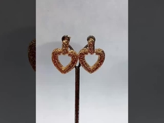 abbracci di cuore orecchino