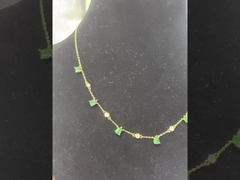 Cool senza sforzo: come indossare gioielli in metallo misto come un professionista.